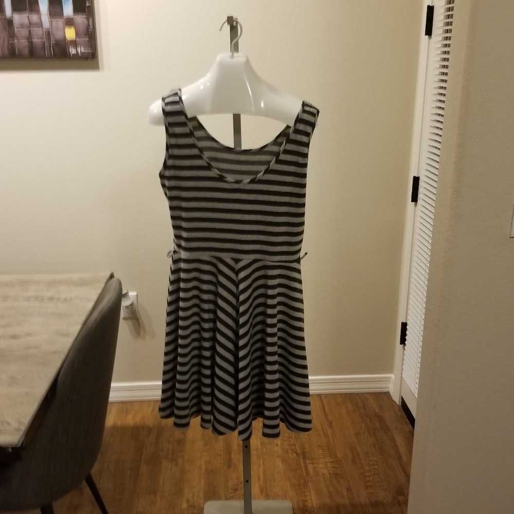 ***Final Price***New Skater striped dress